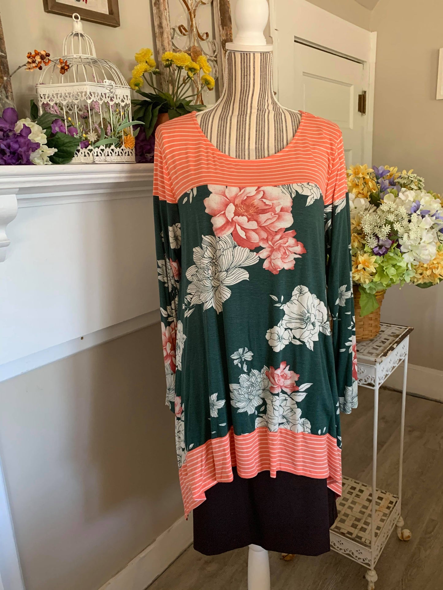 Sweet Peony Tunic