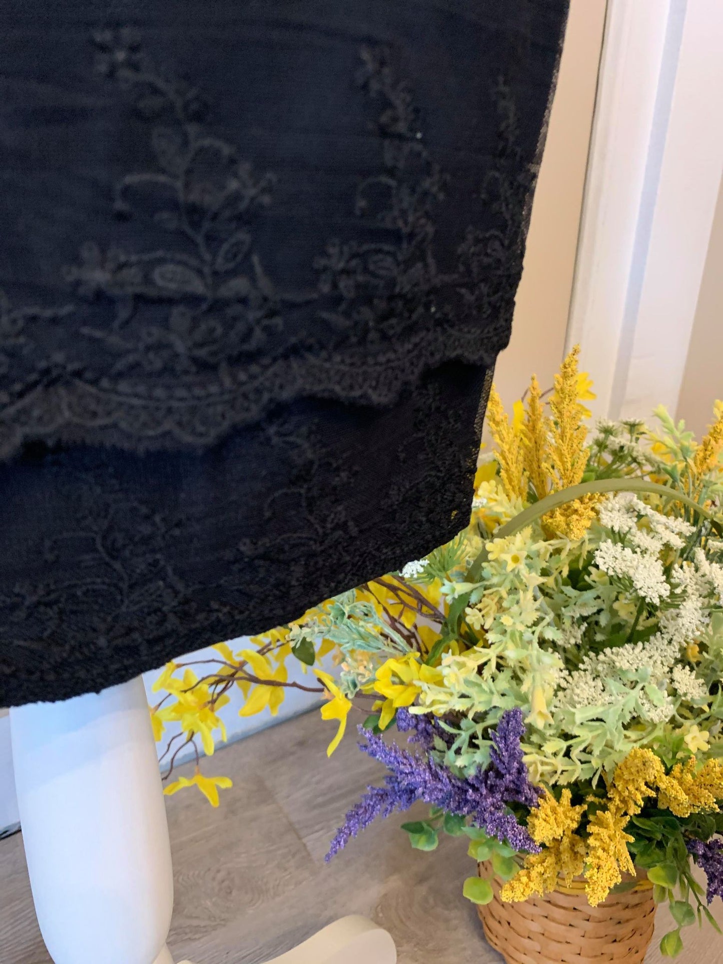 Ivy Slip Extender-Plus (Black, Natural & Ivory)