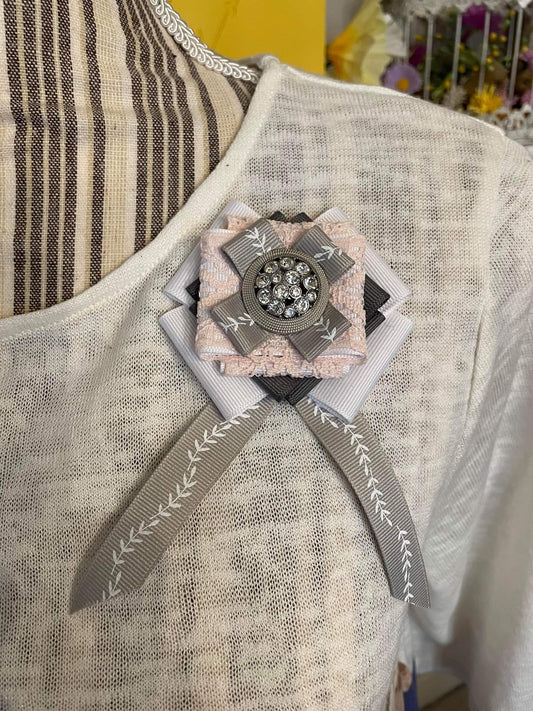 Ribbon Brooch (Pink & Gray)